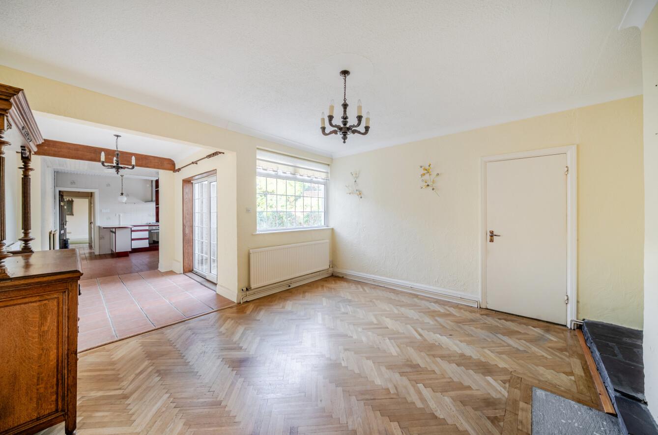 Hendy Close, Sketty, Swansea, SA2 8BB